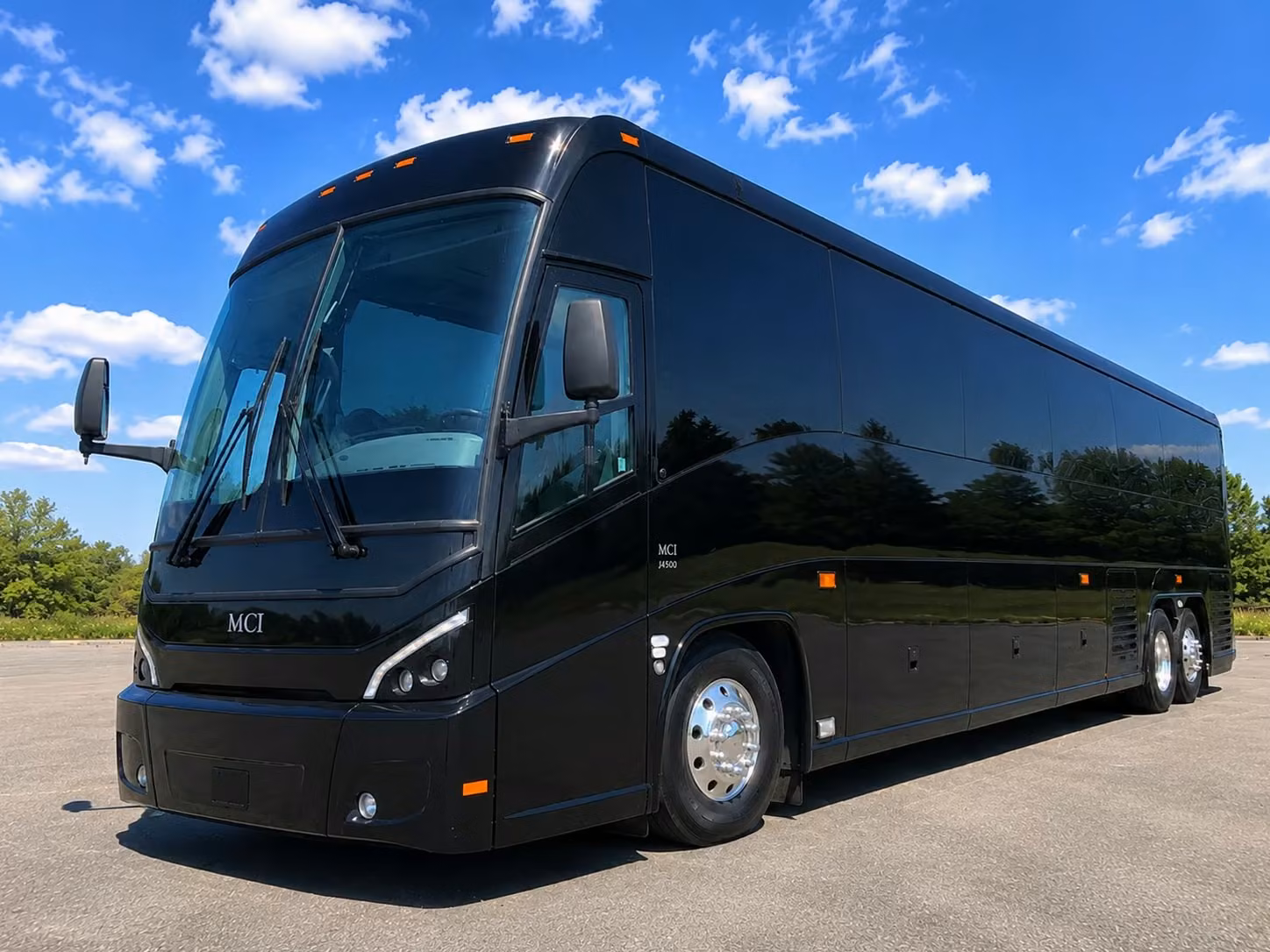 charter bus rentals for urbandale school field trips to science center of iowa