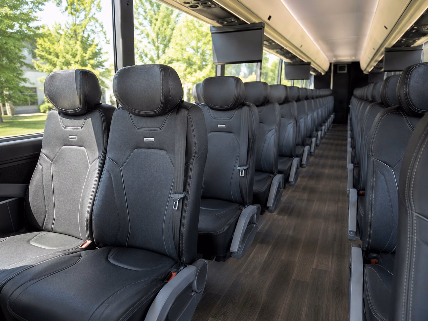 got 30 seconds get your urbandale wedding bus quote right now