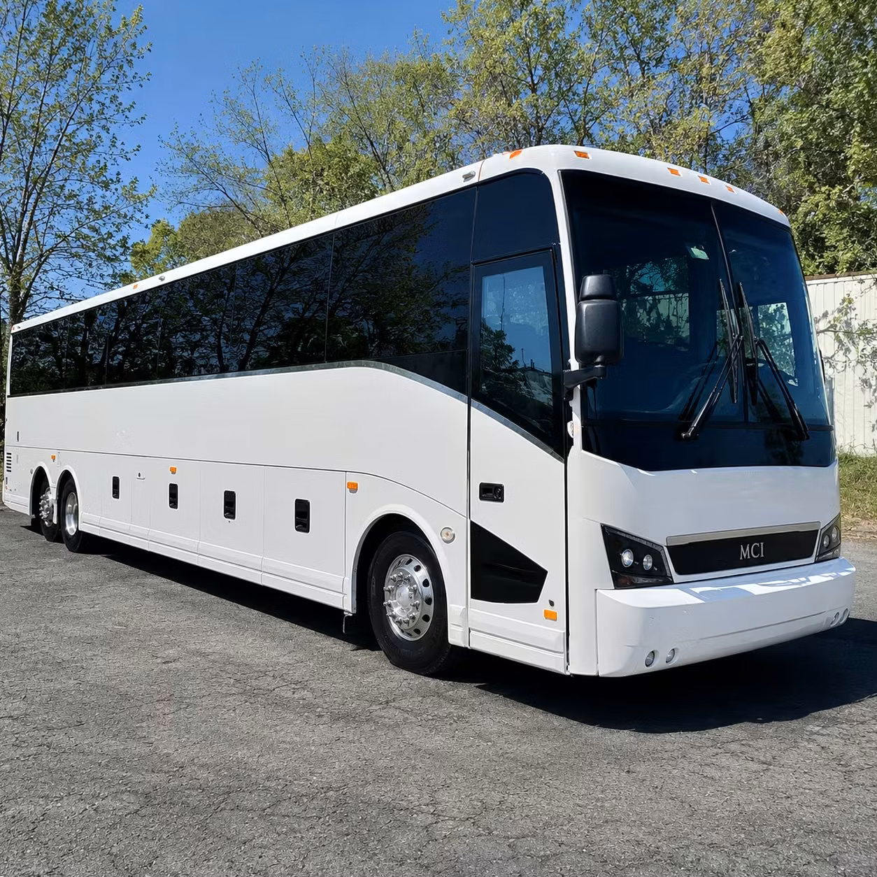urbandale charter bus rental fleet