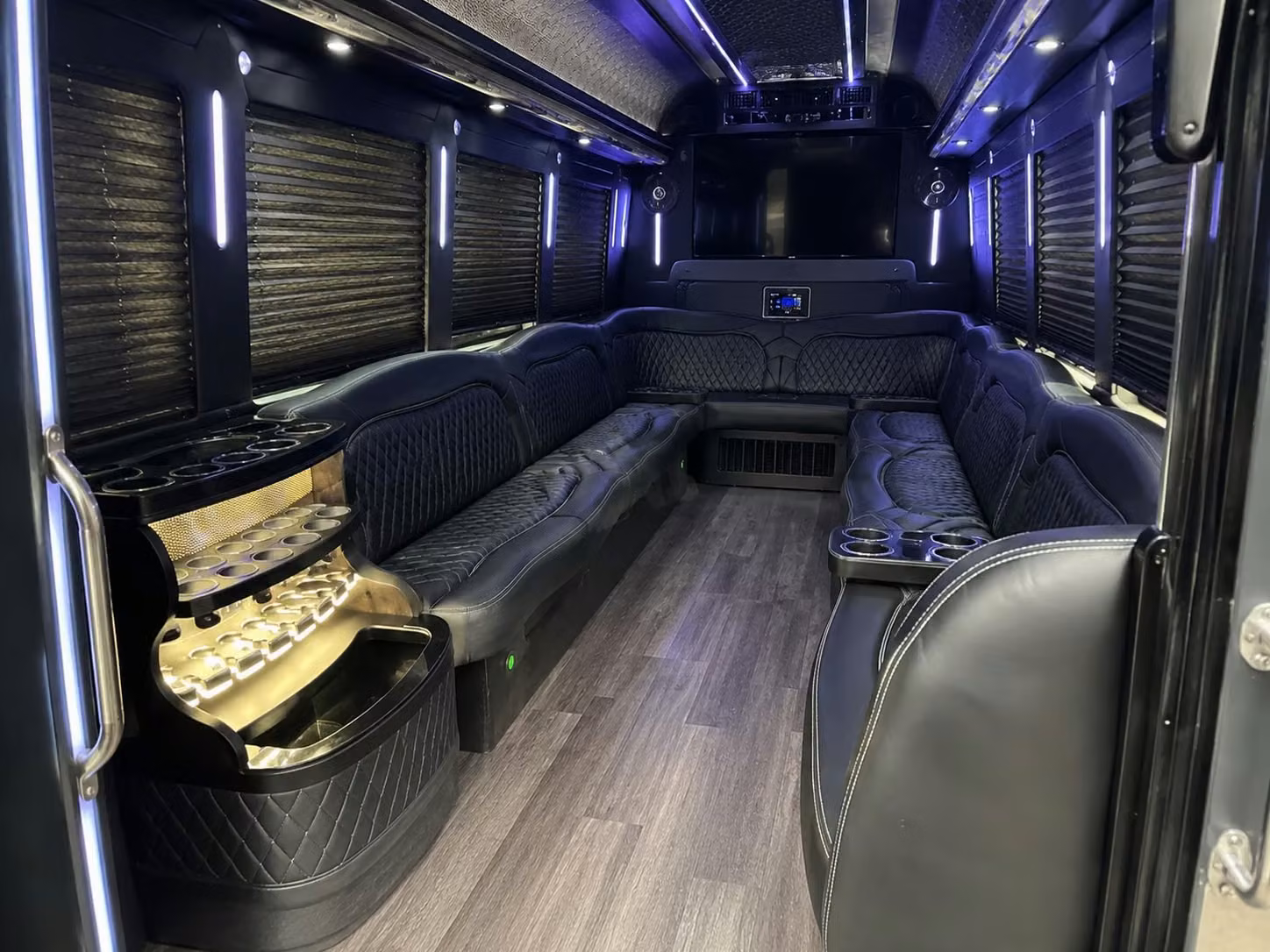 urbandale prom transportation